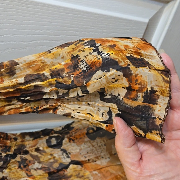 Notations Ruffled Sheer Top - Picture 6 of 9